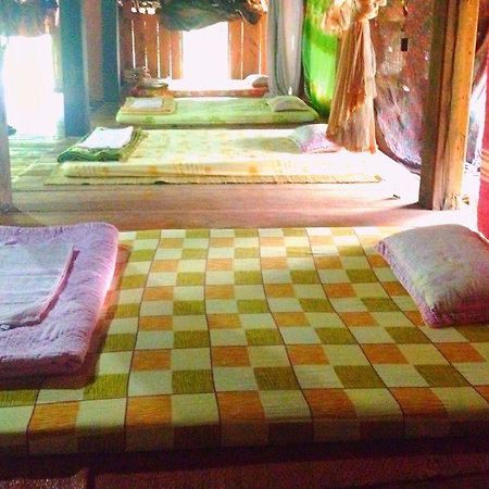 Thon Tha Tay Stilt House Apartman Ha Giang Kültér fotó