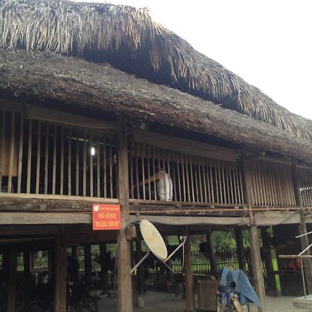 Thon Tha Tay Stilt House Apartman Ha Giang Kültér fotó